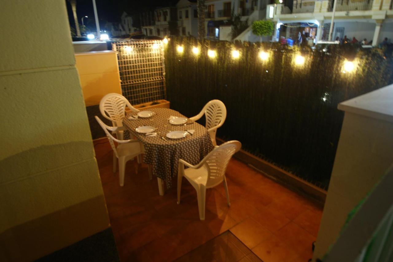 Apartamento En Vera A 300 M De La Playa, Con Patio Y Salida Directa A Calle Exterior photo