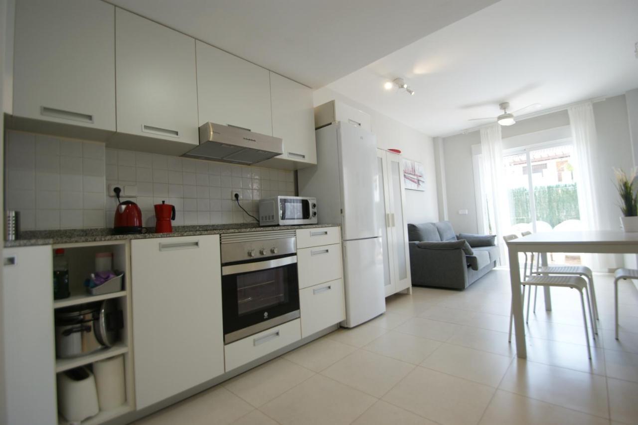 Apartamento En Vera A 300 M De La Playa, Con Patio Y Salida Directa A Calle Exterior photo